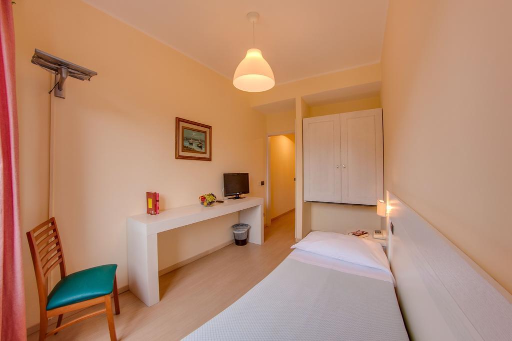 Hotel Del Golfo - Dependance Procchio  Szoba fotó